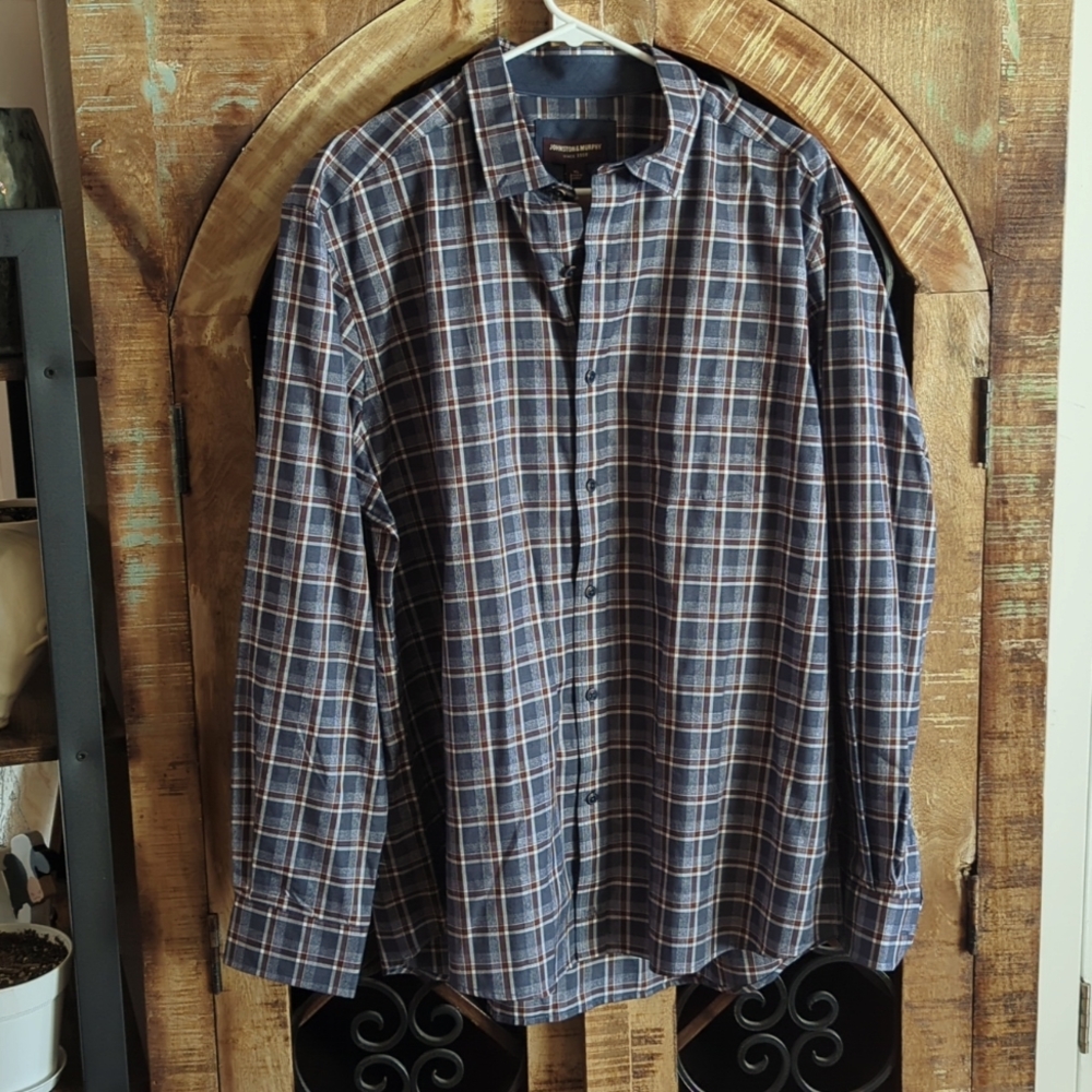 NWT Johnston & Murphy Button Down Dress Shirt. XL. Dark Blue, Dark Red.